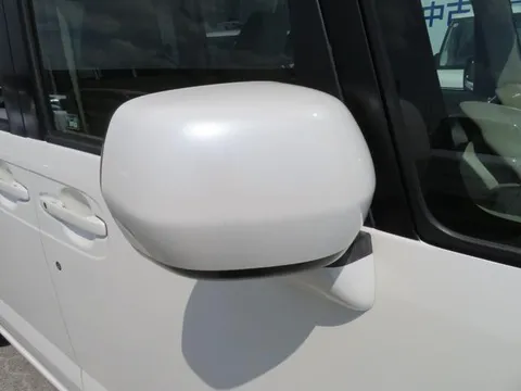 Honda N-BOX Plus