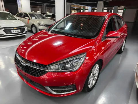 Chery Arrizo 5
