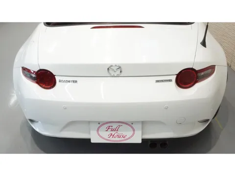 Mazda MX-5 (Roadster)