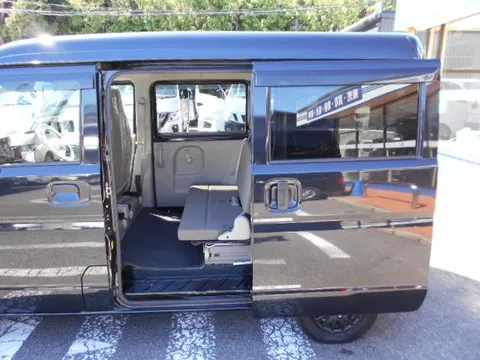 Nissan Clipper