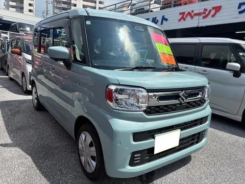 Suzuki Spacia