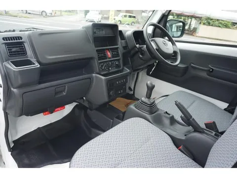 Nissan Clipper Truck