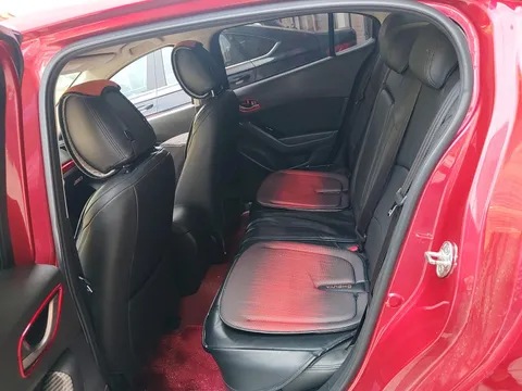 Mazda Mazda 3