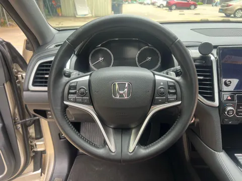 Honda UR-V