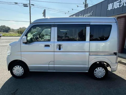 Nissan Clipper