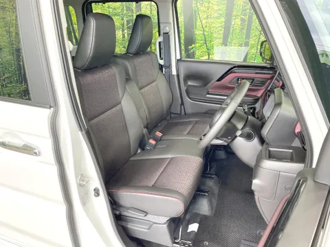 Suzuki Spacia Custom
