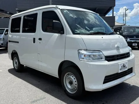 Toyota TownAce Van