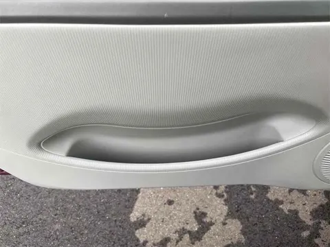 Mitsubishi I