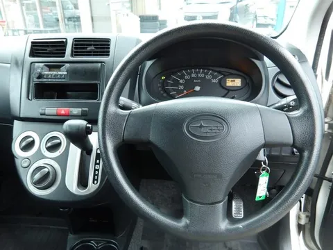 Subaru Pleo