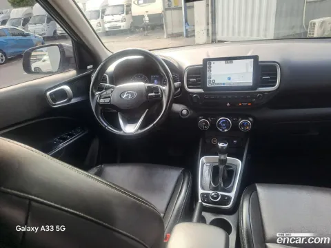 Hyundai Venue