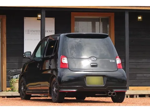 Daihatsu Esse