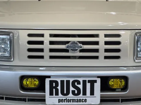 Nissan Rasheen