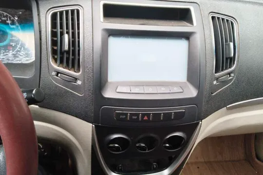 Geely Vision