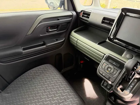 Suzuki Spacia