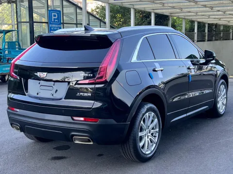 Cadillac XT4