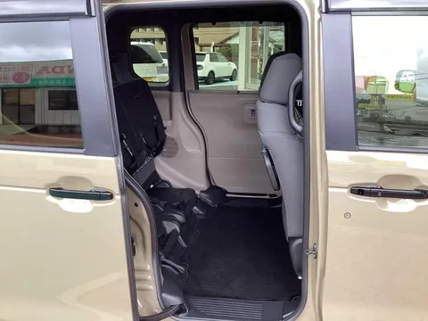 Honda N-BOX Joy
