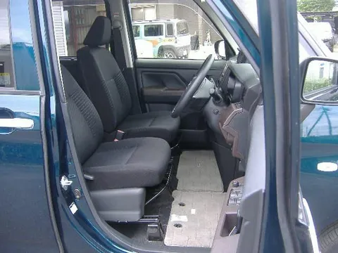 Toyota Tank