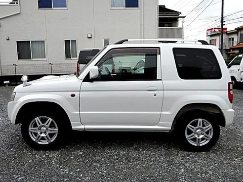 Nissan KIX