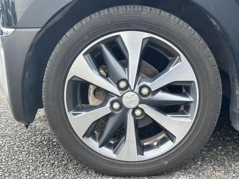 Mitsubishi eK X