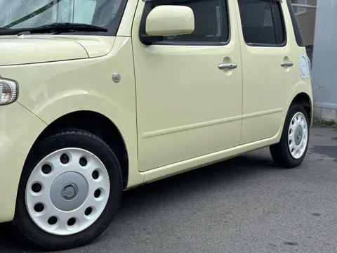 Daihatsu Mira Cocoa