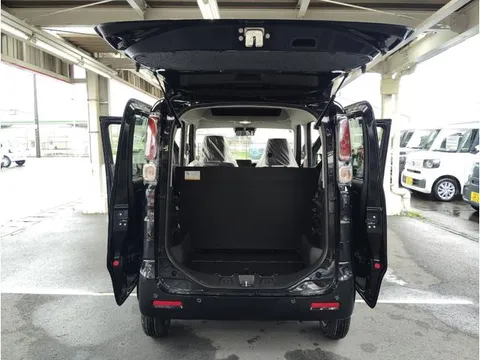 Suzuki Spacia Base