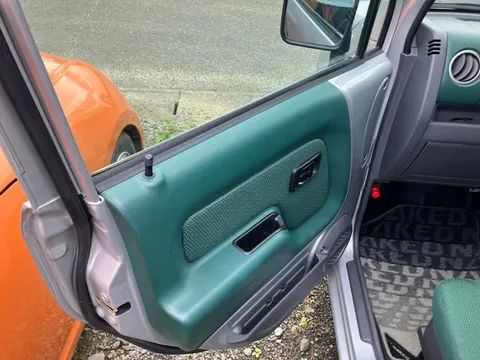 Daihatsu Naked
