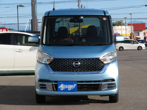 Nissan Dayz Roox