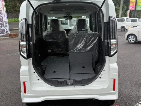 Suzuki Spacia Custom