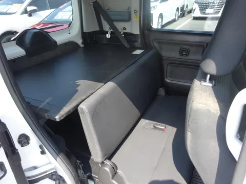 Suzuki Spacia Base