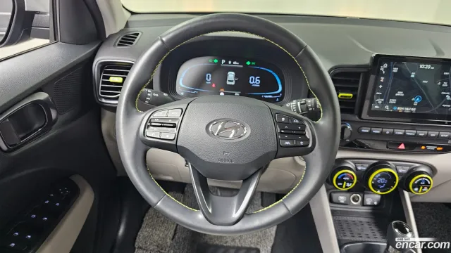 Hyundai Venue