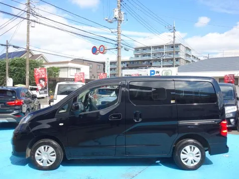 Nissan Vanette