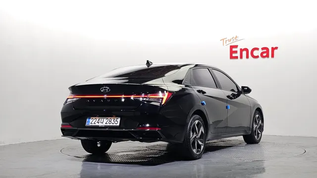 Hyundai Elantra (Avante)