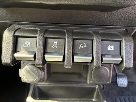 Suzuki Jimny Sierra