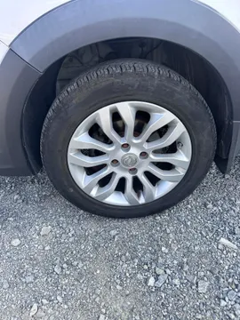Dongfeng AX3