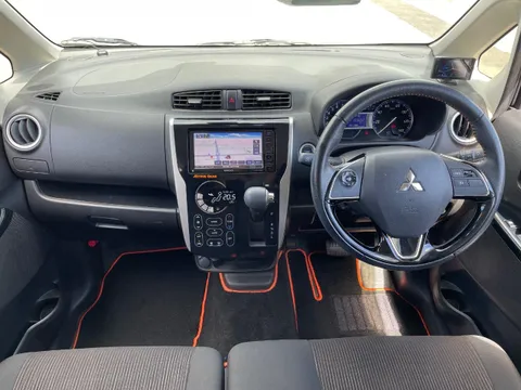 Mitsubishi eK Custom
