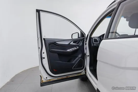 Baojun 560