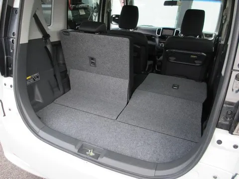 Mitsubishi Delica D:2
