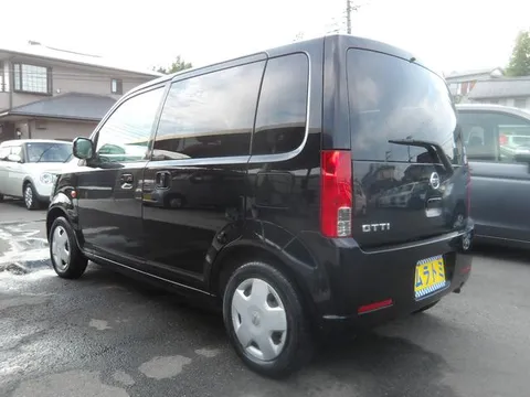 Nissan Otti