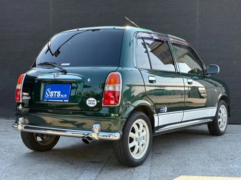 Daihatsu Mira Gino