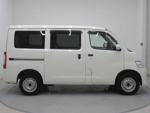 Toyota TownAce Van