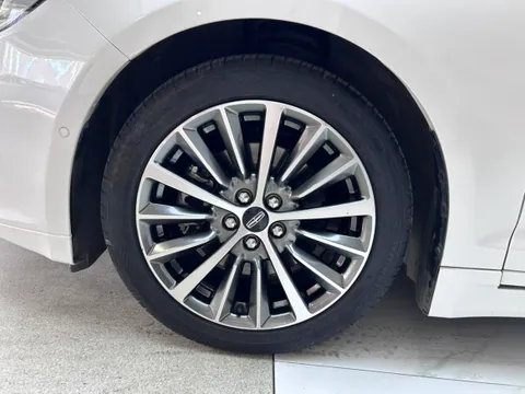Lincoln MKZ