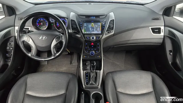 Hyundai Elantra (Avante)