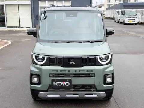 Mitsubishi Delica Mini