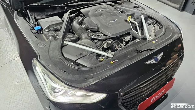 Genesis G90 (EQ900)