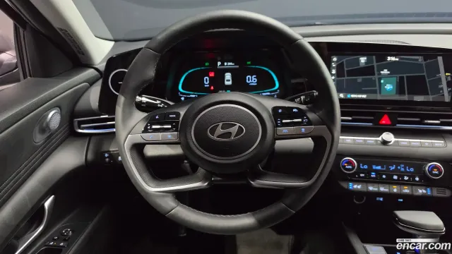 Hyundai Elantra (Avante)