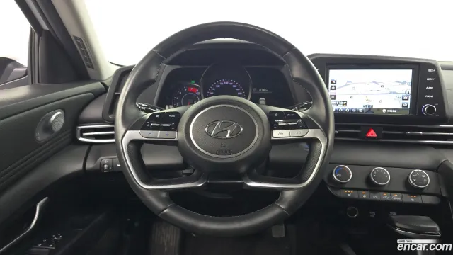 Hyundai Elantra (Avante)