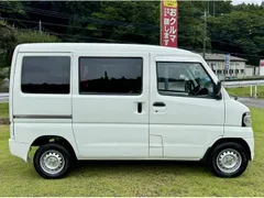 Mitsubishi Minicab Van