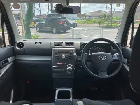 Toyota Pixis Space
