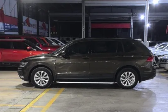 Volkswagen Tiguan L