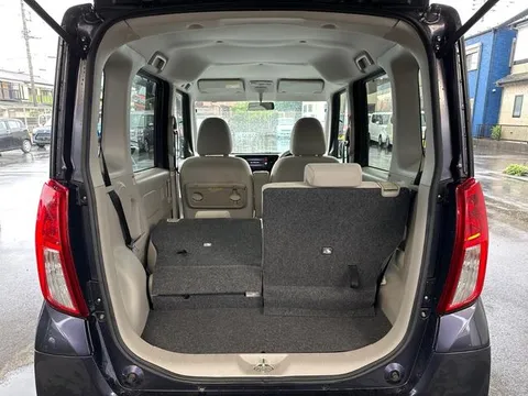 Mitsubishi eK Space